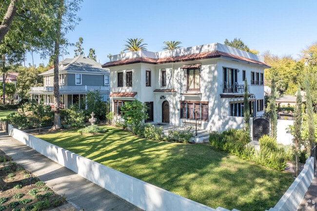 Riverside’s historic districts showcase timeless architecture and character.