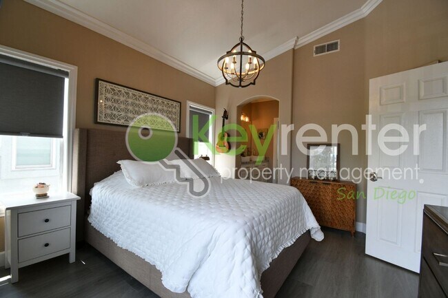 Foto del edificio - Resort-Style Living in Mission Valley | Bright, Updated & Move-In Ready