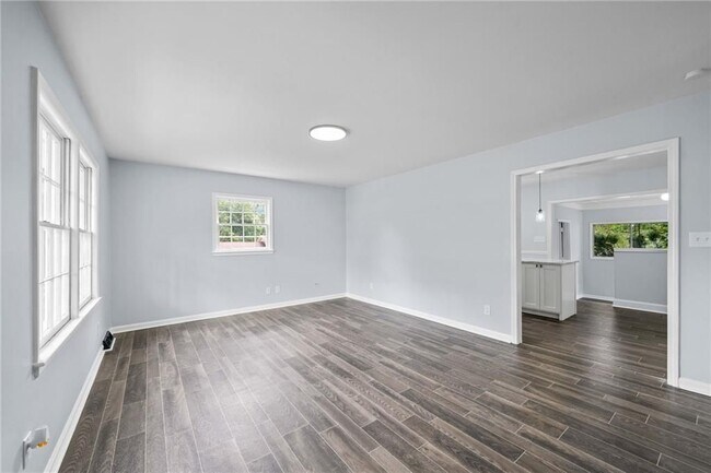 Building Photo - 463 Flint Trail