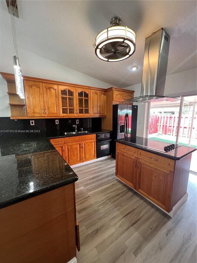 Foto del edificio - 8285 NW 186th St