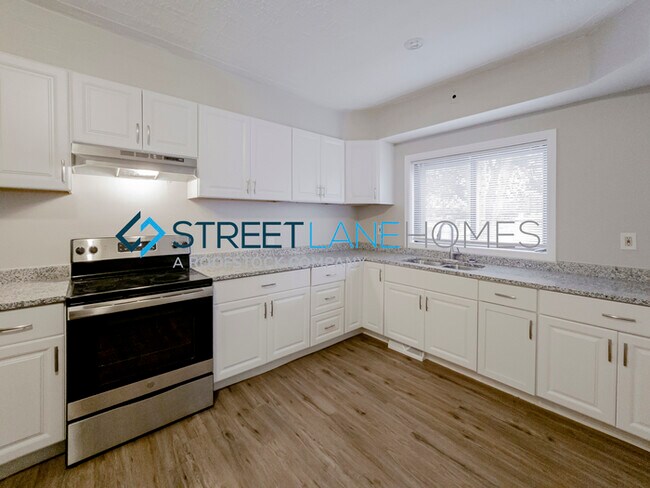 Building Photo - NOW OFFERING HALF OFF THE FIRST FULL MONTH...