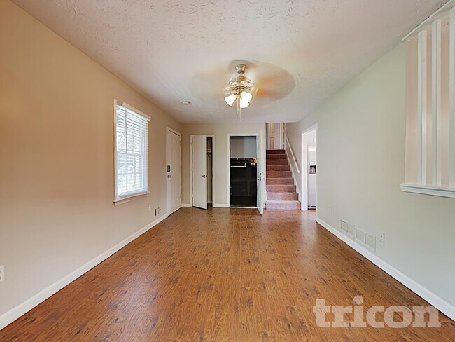 Foto del edificio - 190 Canterbury Ln