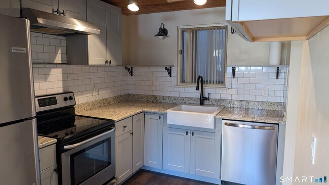 Foto del edificio - 839 Main St