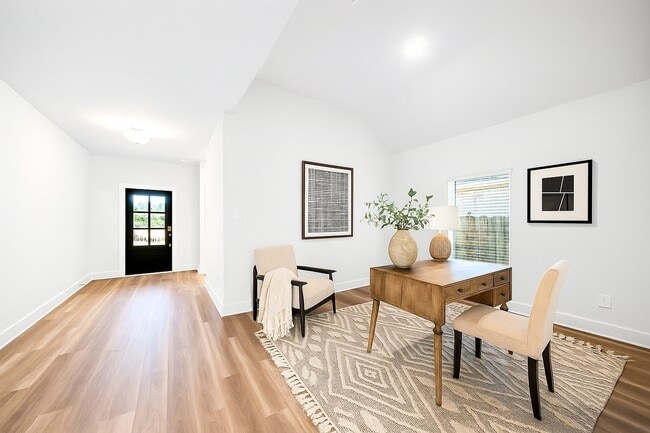 Building Photo - 21315 Mountain Haya Trl