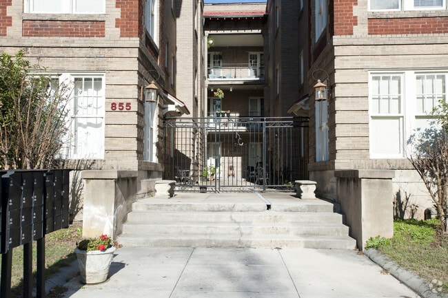 Foto del edificio - Katherine Court