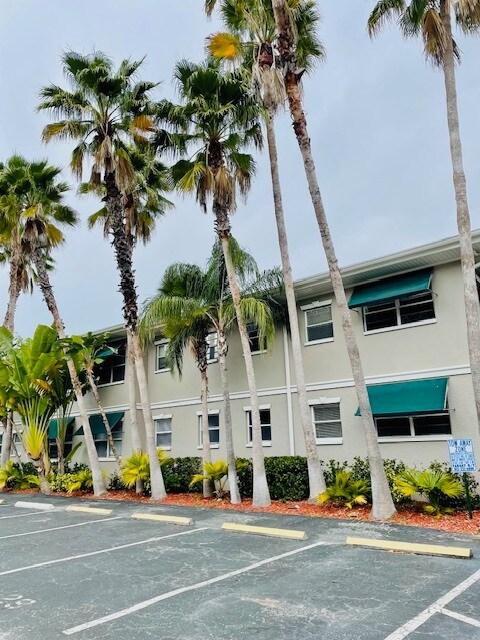 Foto del edificio - 212 S Church Ave