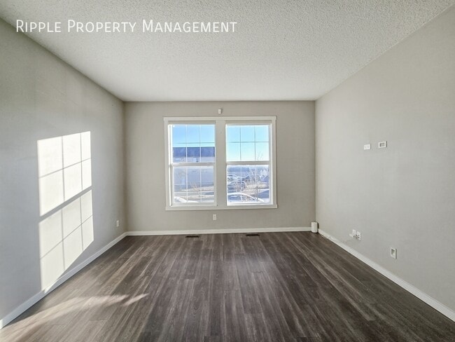 Building Photo - Spacious 2-Bed Upper Unit in Cornerbrook | Parking Included | Pets Negotiable