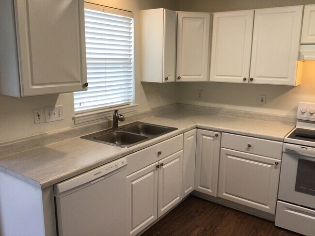Foto del edificio - 9401 Fetlock Ct