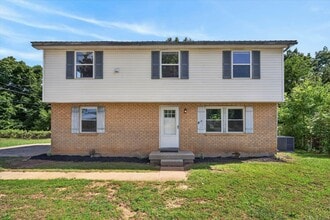 Building Photo - 444 Appleton Dr