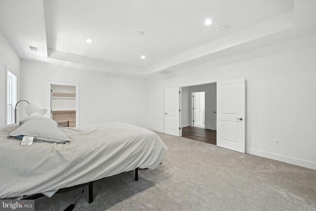 Foto del edificio - 5604 Clermont Dr