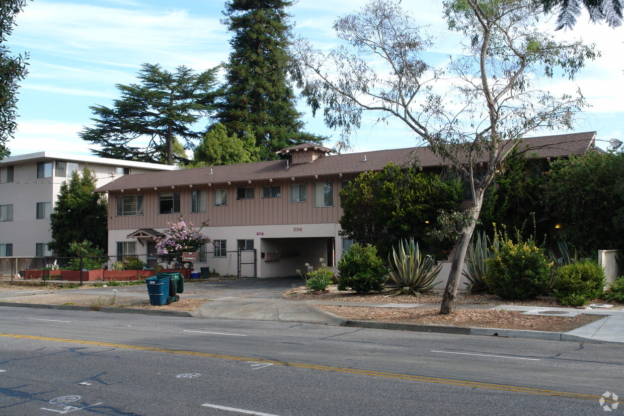Clarie Court Apartments Apartments in Burlingame, CA