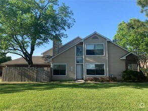 Building Photo - 1426 Gemini St