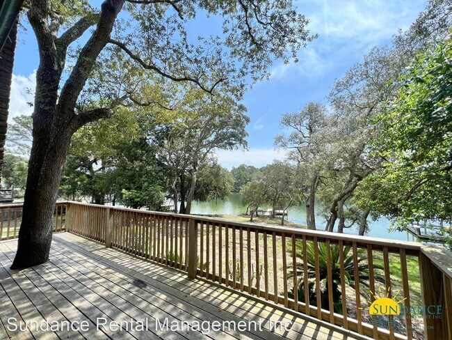 Building Photo - 5 br, 3 bath House - 55 Poquito Road