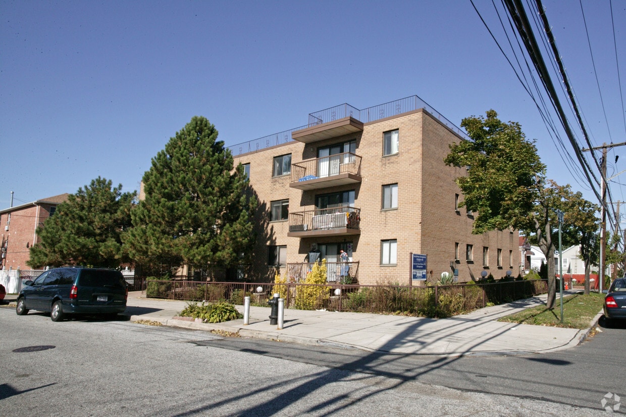 Primary Photo - 122-15 25th Rd