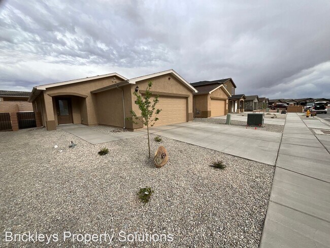 Foto del edificio - 3 br, 2 bath House - 456 Chafey Dr SW