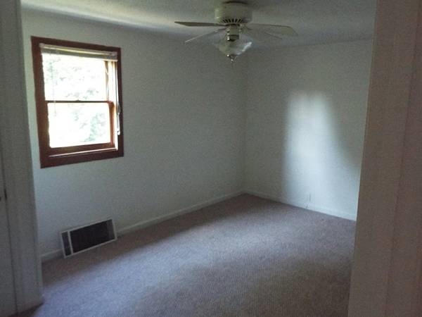 Apartamento de 3 habitaciones - 1027 Cochran Mill Rd