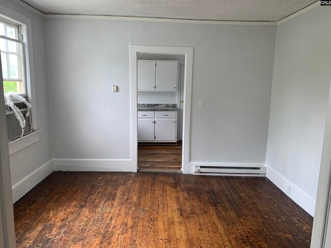 Building Photo - 3301 Magrath St