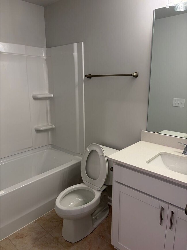 Foto del edificio - Brand new home in the desirable Mauldin location!! AVALIABLE NOW! OFFERING $500 OFF FIRST FULL MO...