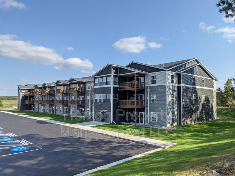 2105 SE 7th Ave, Grand Rapids, MN 55744 Condo for Rent in Grand