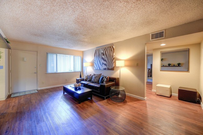 Asbury Place Apartments Sacramento Ca Apartments Com