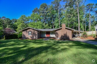 Building Photo - 248 Westwood Dr