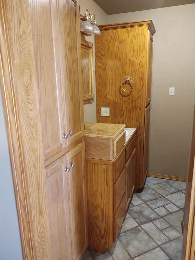 Master Bathroom - 8459 AR-128