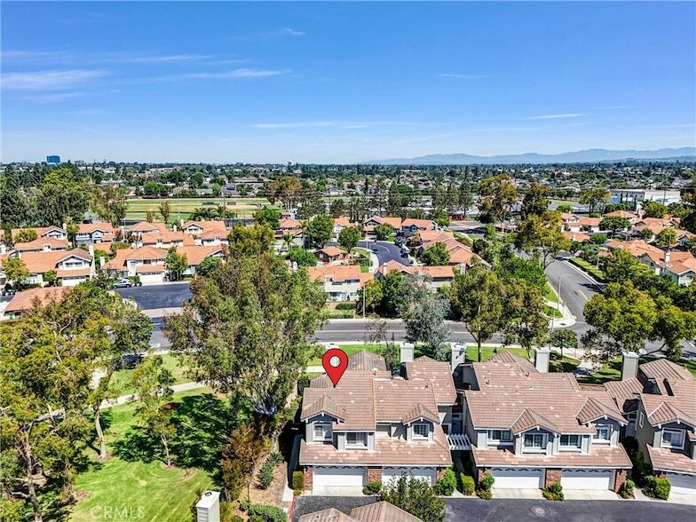 Foto principal - 13635 Almond St