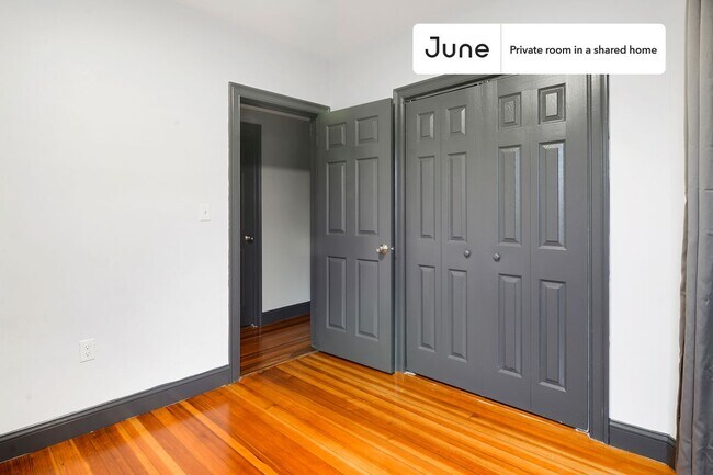 Foto del edificio - Room in Shared 4 bed/2 bath home