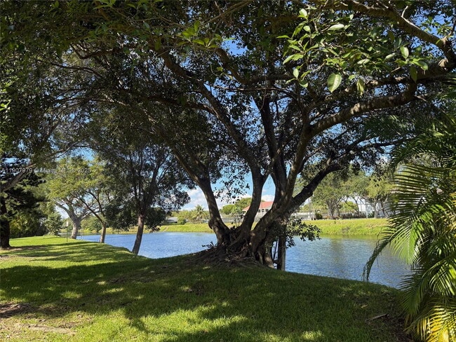 Foto del edificio - 7985 SW 86th St