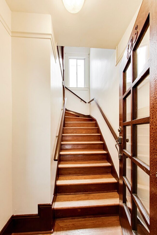 Foto del edificio - 623-625 8th Ave