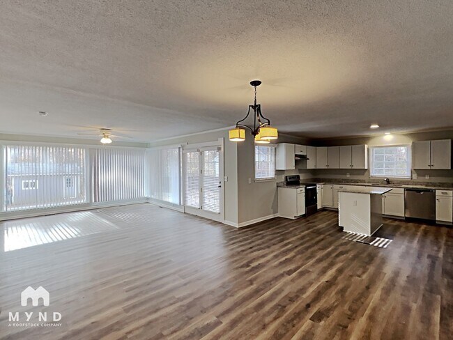 Foto del edificio - 511 Andover Rd