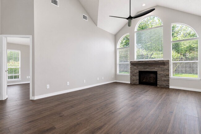 Foto del edificio - 12711 Turlock Ct