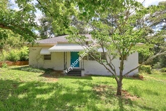 Building Photo - 3378 Pio Nono Cir