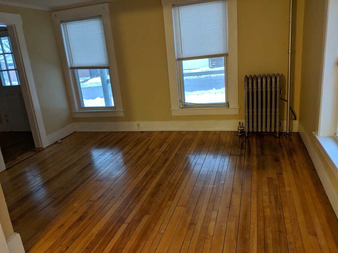 25 Bunker Hill St Unit 1, Lancaster, NH 03584 Apartments in Lancaster