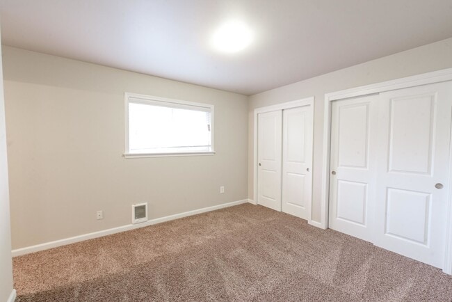 Building Photo - Cavalier Park Apartments
