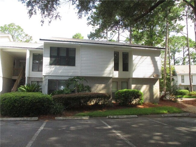 Building Photo - 2511 Demere Rd