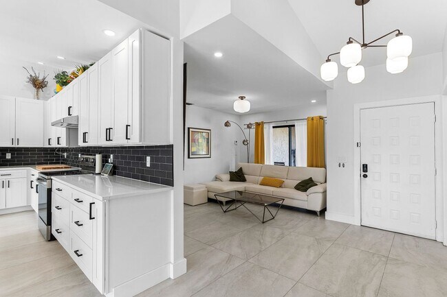 Building Photo - 11486 Sanderling Dr