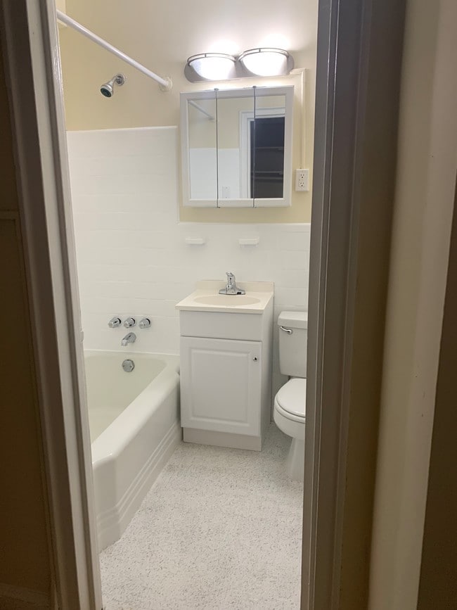 Q Street Apartments Apartments in Washington, DC