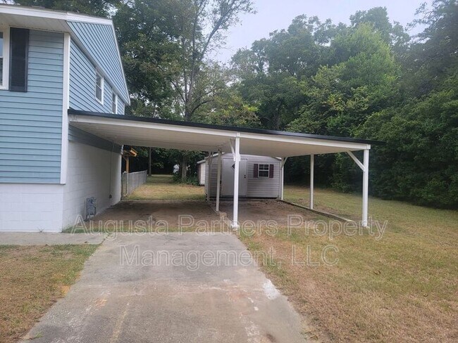 Foto del edificio - 322 N Hicks St