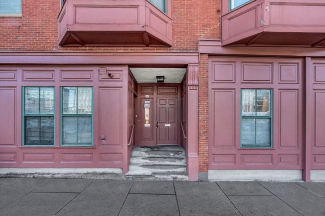 Building Photo - 7 E Berkeley St