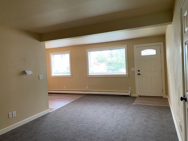 Building Photo - 609 North N Street