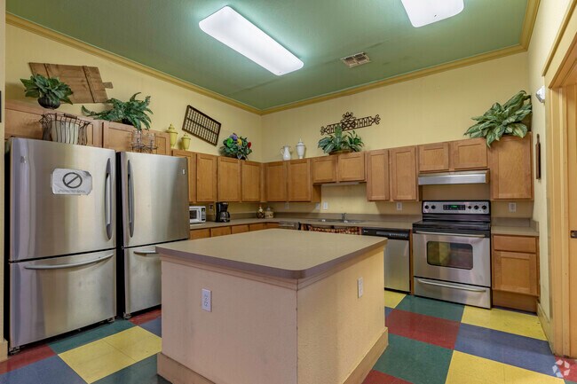 Casa club - Rosemont at Laredo Vista- Income Restricted