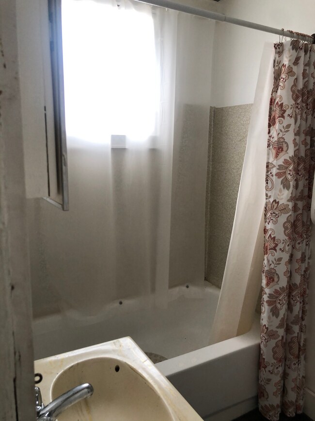 Bathroom - 522 Water Street