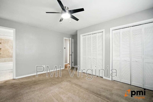 Building Photo - 4052 Peridot Dr