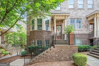 Building Photo - 1216 Virginia Ct