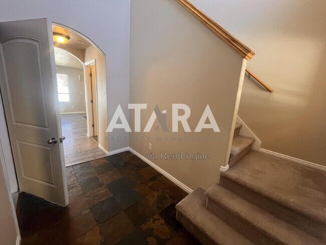 Foto del edificio - 754 Stonne Ln