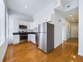 Building Photo - 137 Monticello Ave