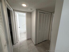 Building Photo - 4138 NW 88th Ave