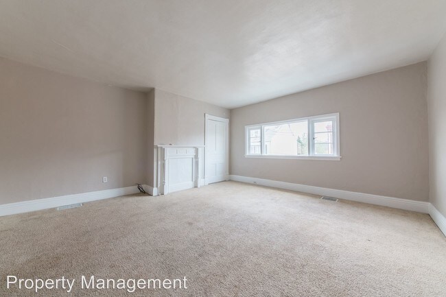Building Photo - 3 br, 1 bath House - 2504 Leticoe Street