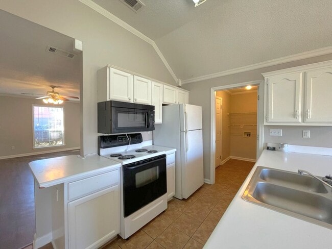 Photo - MOVE IN TODAY! House